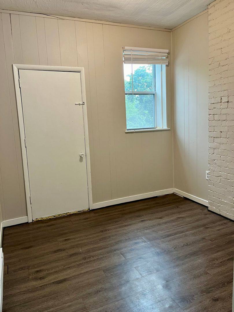 Apartment for rent at 3408 Parkview Ave, Pittsburgh, PA 15213