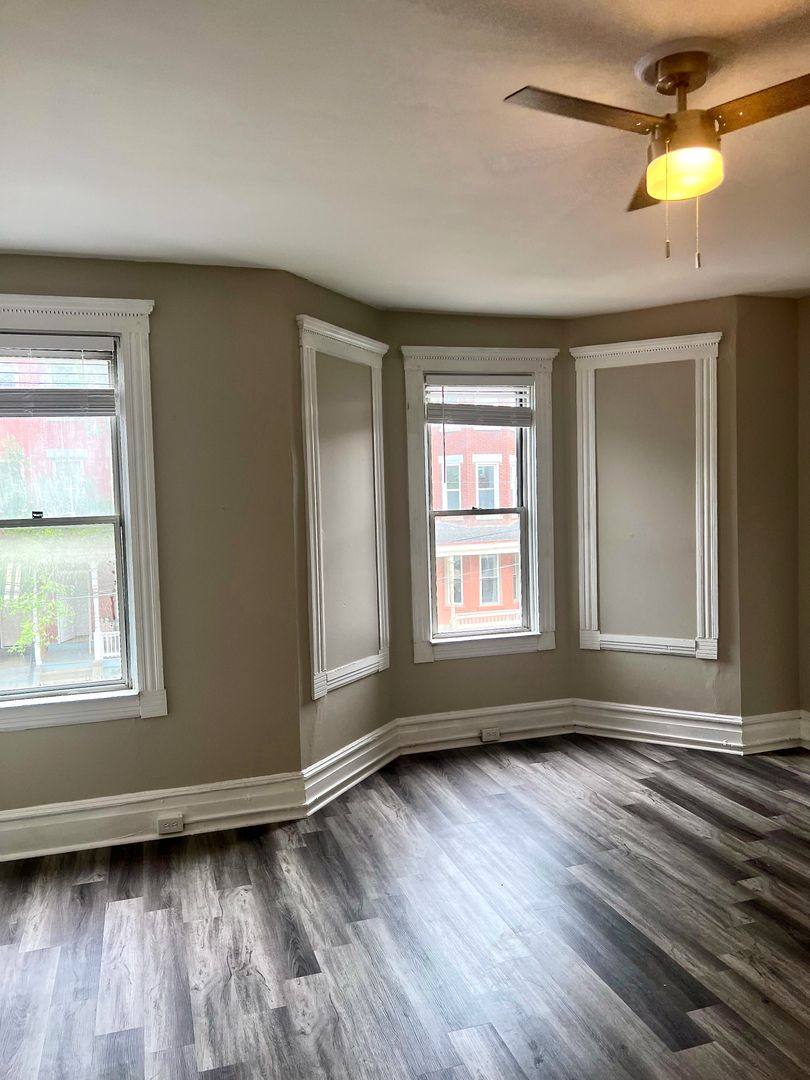 Apartment for rent at 23 Wellsford St, Pittsburgh, PA 15213