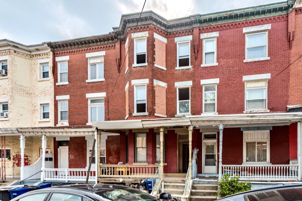 Apartment for rent at 23 Wellsford St, Pittsburgh, PA 15213