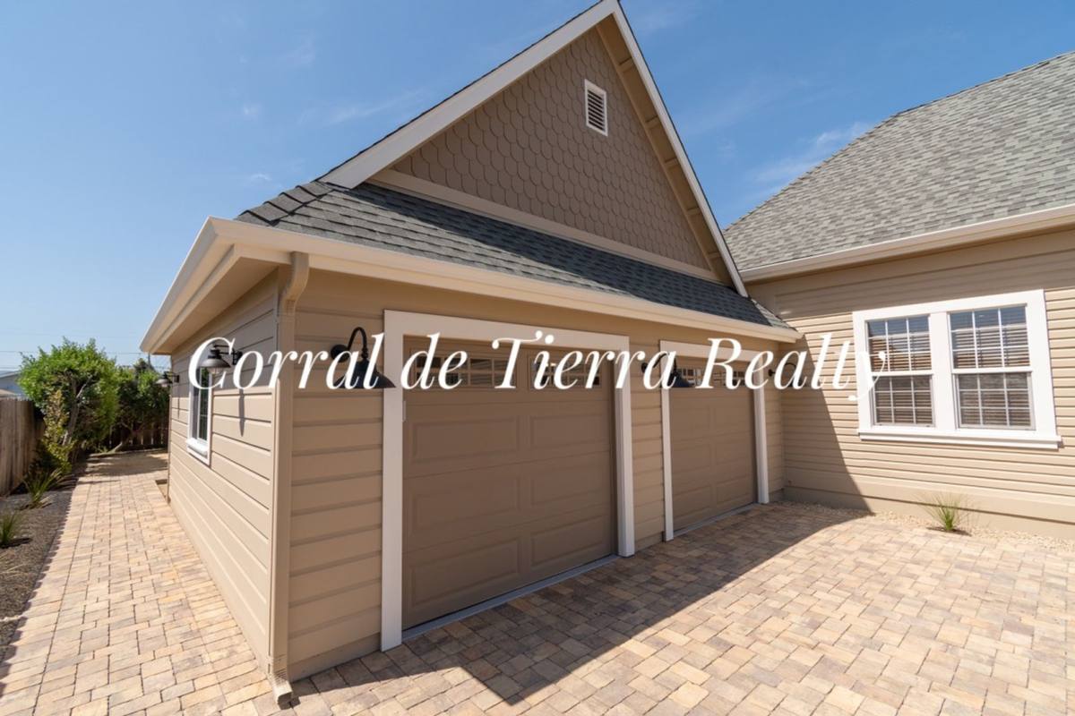 Apartment for rent at 34 Maple St, Salinas, CA 93901