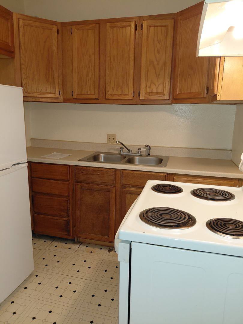 Apartment for rent at 8th St, Ogden, KS 66517