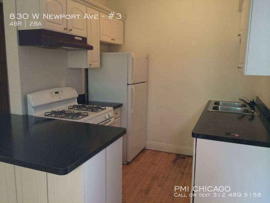 Apartment for rent at 830 W Newport Ave #3, Chicago, IL 60657
