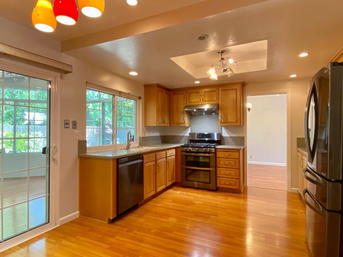 House for rent at 764 Starbush Dr, Sunnyvale, CA 94086