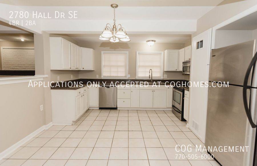 House for rent at 2780 Hall Dr SE, Smyrna, GA 30082