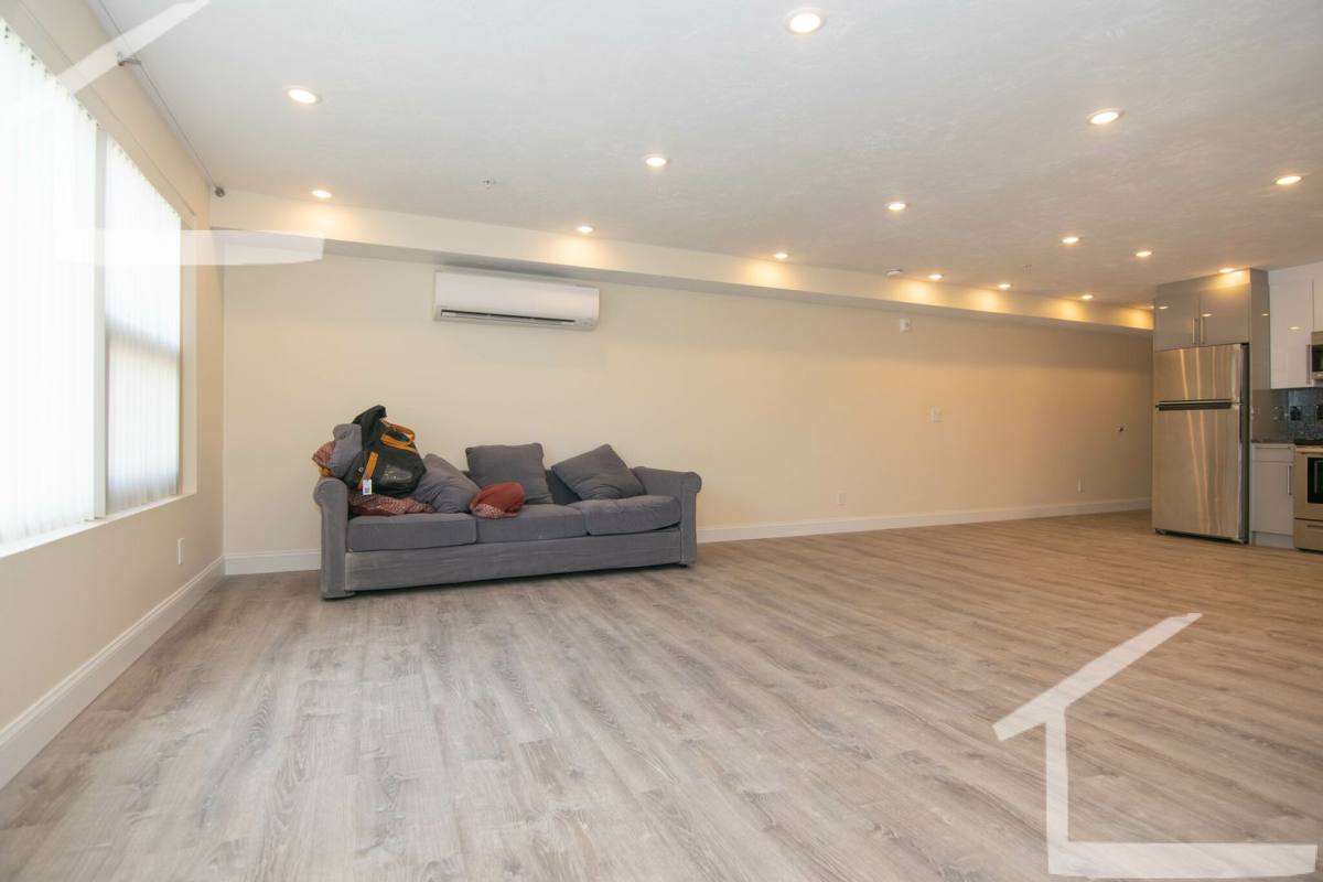 Apartment for rent at 1020 Commonwealth Ave #202, Boston, MA 02215