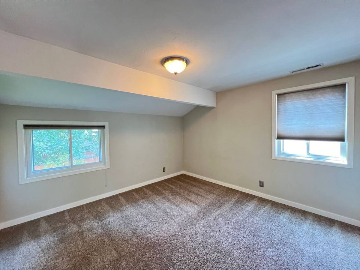 House for rent at 1796 Happy Lane, Eugene, OR 97401