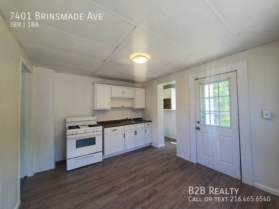 Apartment for rent at 7401 Brinsmade Ave, Cleveland, OH 44102
