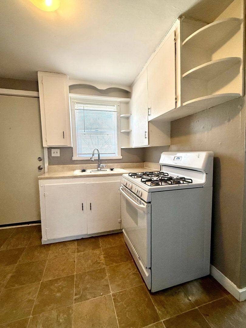 Apartment for rent at 2512 E Dale St #1, Colorado Springs, CO 80909