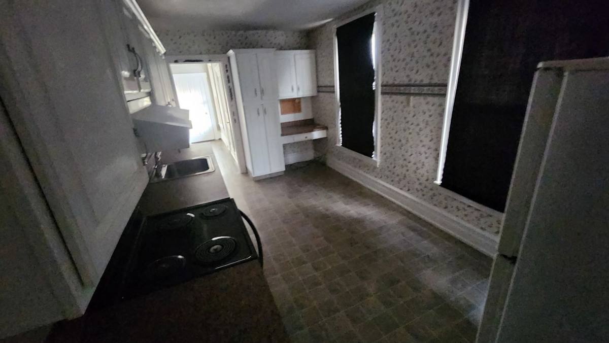 Apartment for rent at 4 Spring Garden St, Lansford, PA 18232