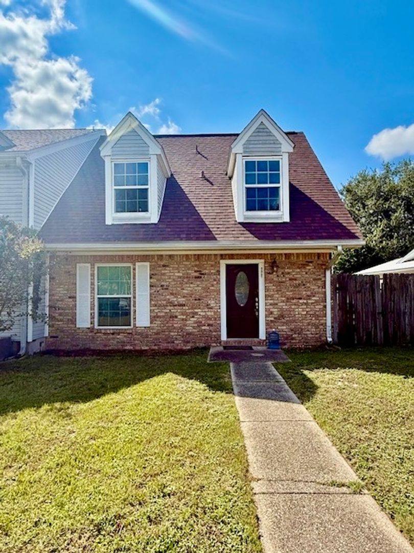 Townhouse for rent at 328 Davenport Rd, Fort Walton Beach, FL 32547