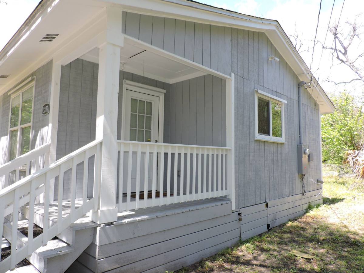 House for rent at 3202 W Lee St, Pensacola, FL 32505