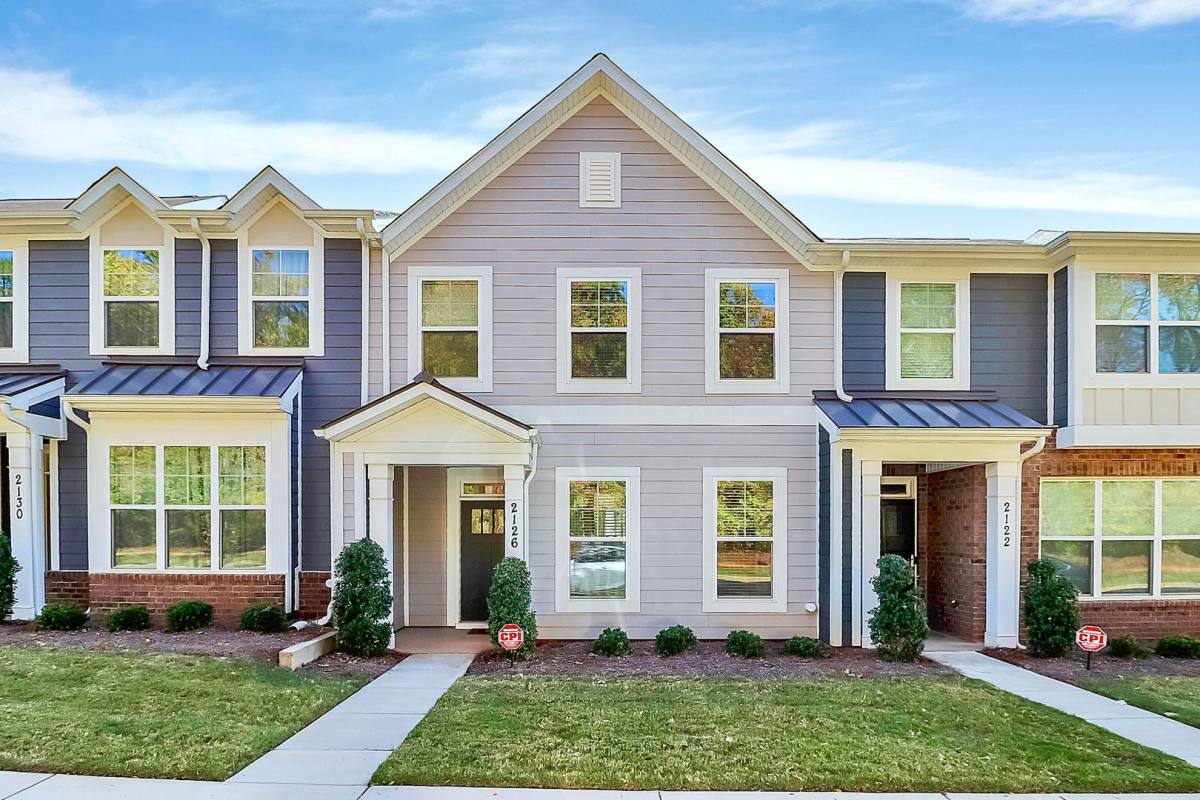 Townhouse for rent at 2126 Blewett Dr, Charlotte, NC 28269