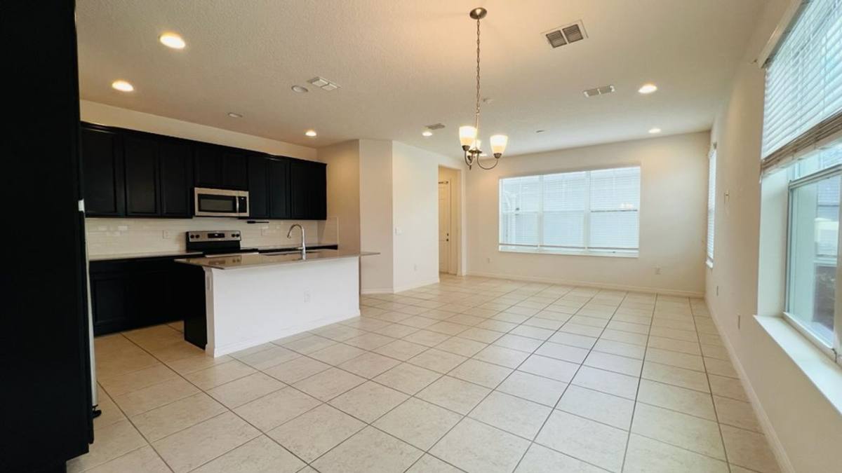 Apartment for rent at 7670 Bowery Dr, Winter Garden, FL 34787