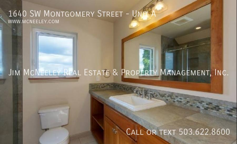 Condo for rent at 1640 SW Montgomery St #A, Portland, OR 97201
