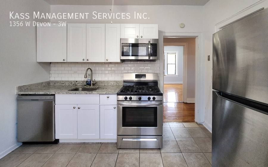 Apartment for rent at 1356 W Devon #3W, Chicago, IL 60660