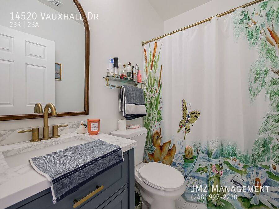 House for rent at 14520 Vauxhall Dr, Sterling Heights, MI 48313