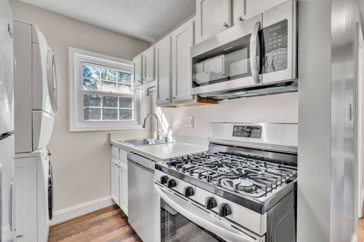 House for rent at 2237 Farrington Ave, Alexandria, VA 22303