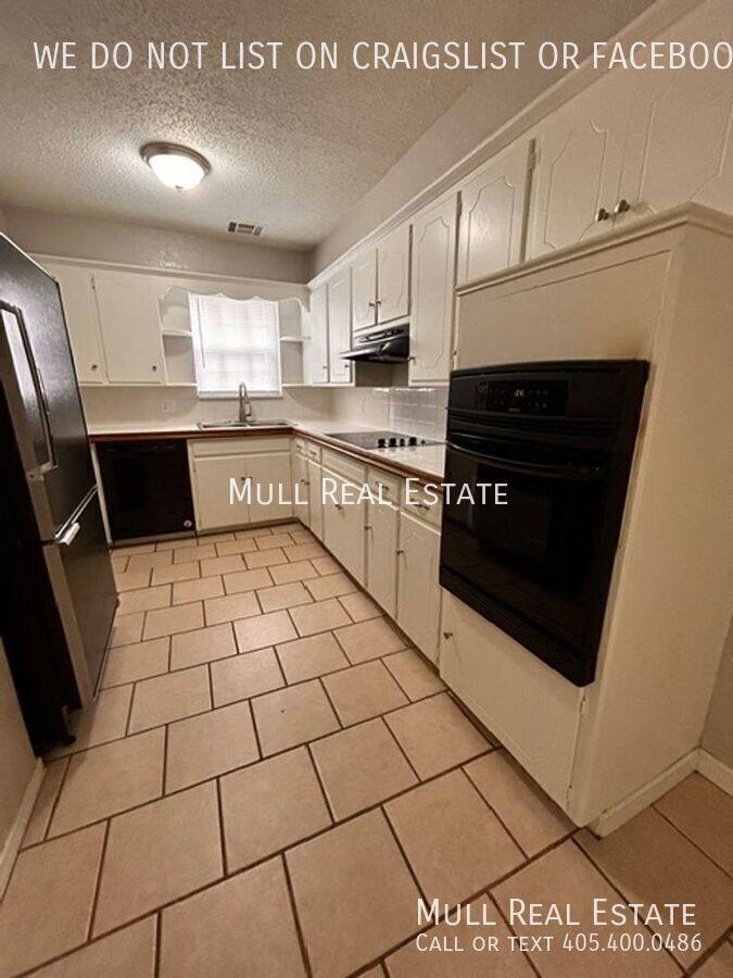 House for rent at 445 NW 86th St, Oklahoma City, OK 73114
