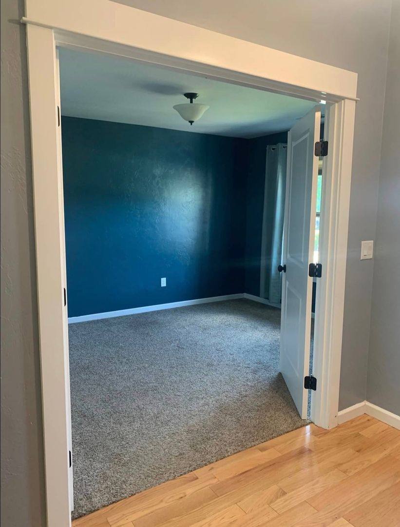 House for rent at 530 St Augustine Dr, Medford, OR 97504