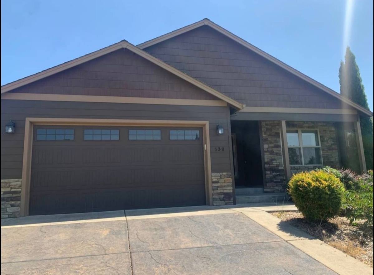 House for rent at 530 St Augustine Dr, Medford, OR 97504