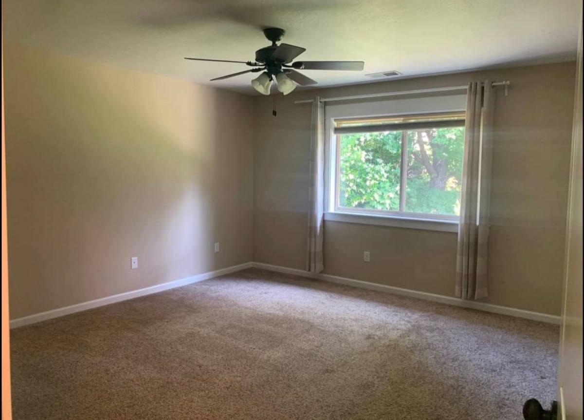House for rent at 530 St Augustine Dr, Medford, OR 97504