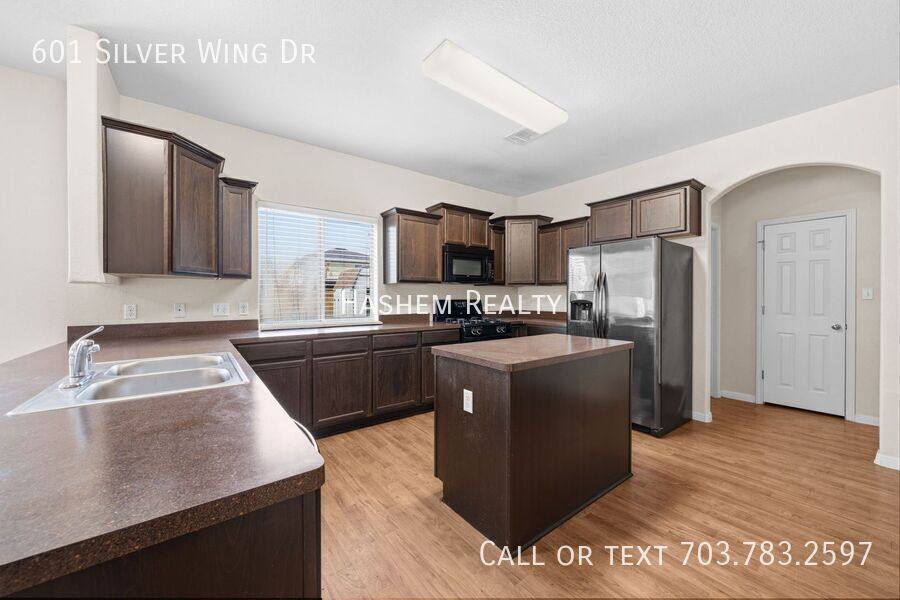 House for rent at 601 Silver Wing Dr, Austin, TX 78725