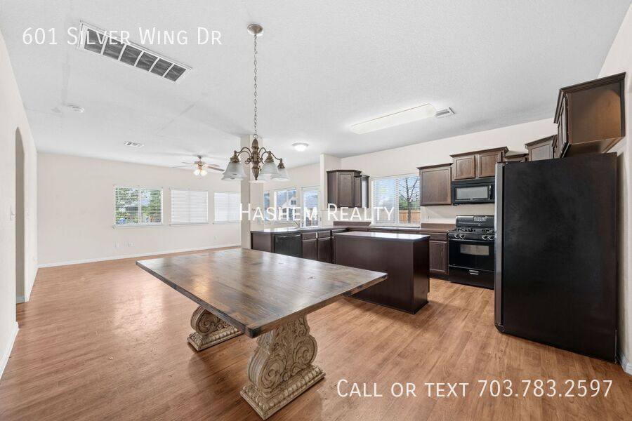 House for rent at 601 Silver Wing Dr, Austin, TX 78725