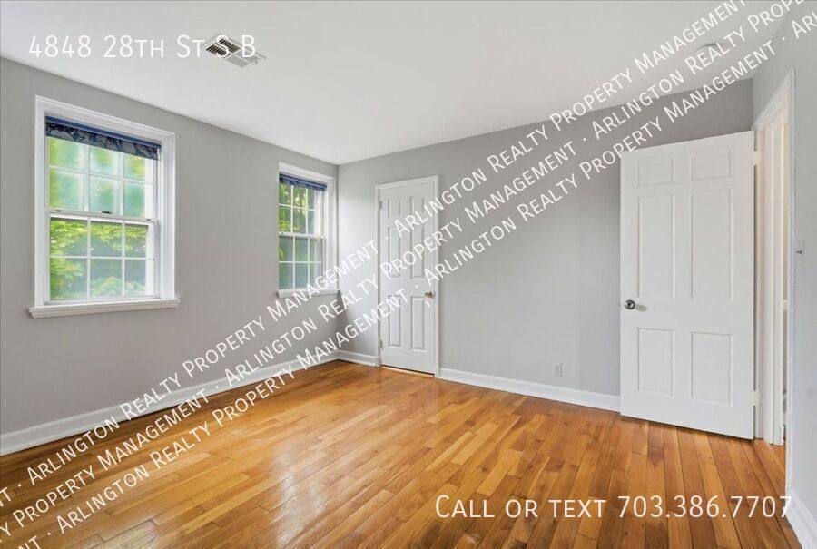 House for rent at 4848 28th St S #B, Arlington, VA 22206