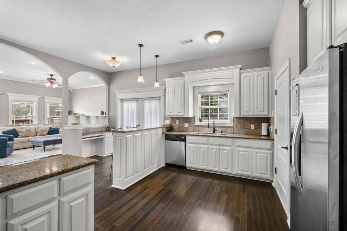 House for rent at 563 N Tennyson Lane, Fayetteville, AR 72704