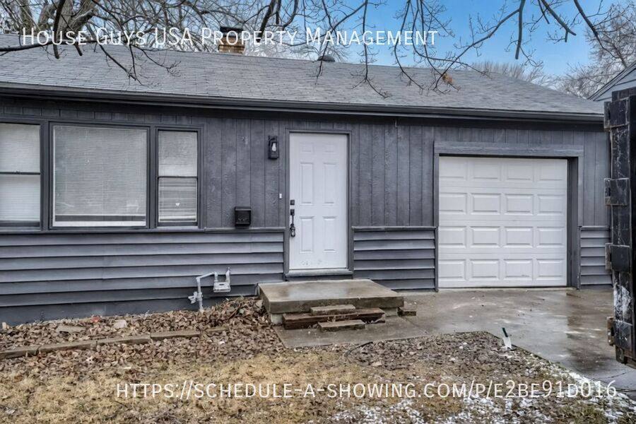House for rent at 11409 E 31st St S, Independence, MO 64052