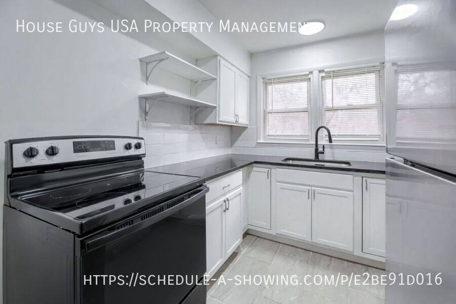 House for rent at 11409 E 31st St S, Independence, MO 64052