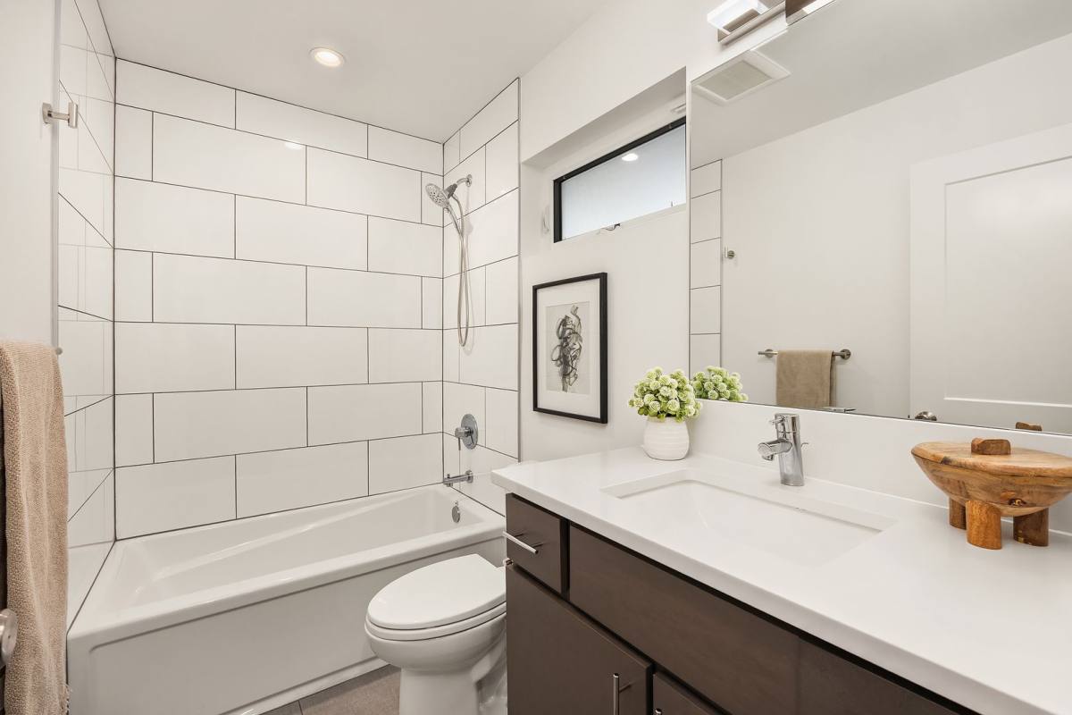 Townhouse for rent at 2005 Dexter Ave N, Seattle, WA 98109