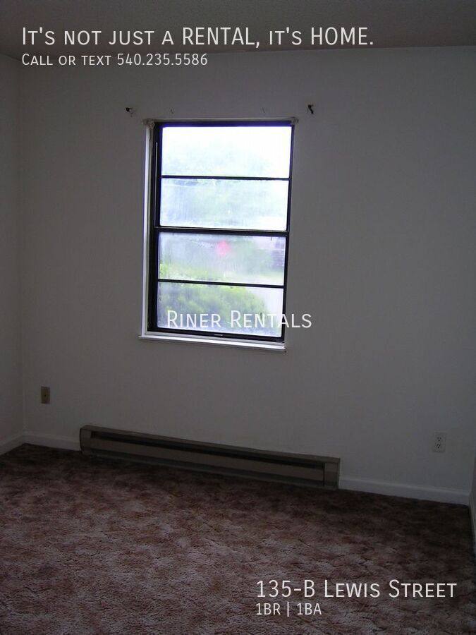 House for rent at 135-B Lewis St, Harrisonburg, VA 22801