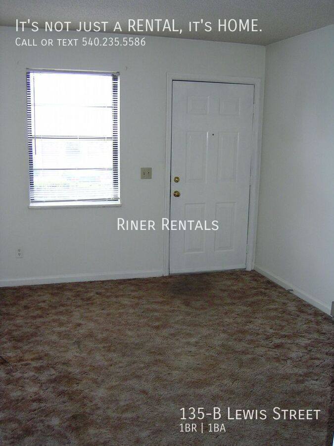 House for rent at 135-B Lewis St, Harrisonburg, VA 22801