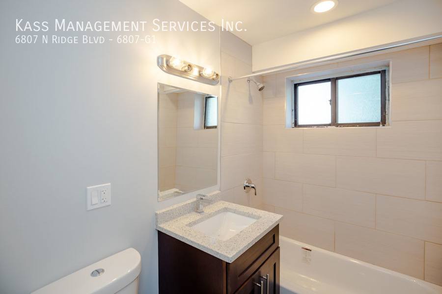 Apartment for rent at 6807 N Ridge Blvd #G1, Chicago, IL 60645
