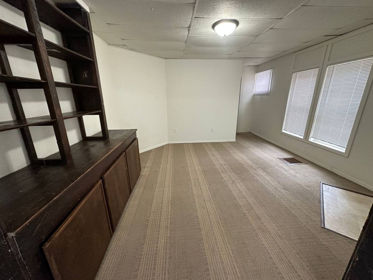 Apartment for rent at 909 W Taylor, Bloomington, IL 61701