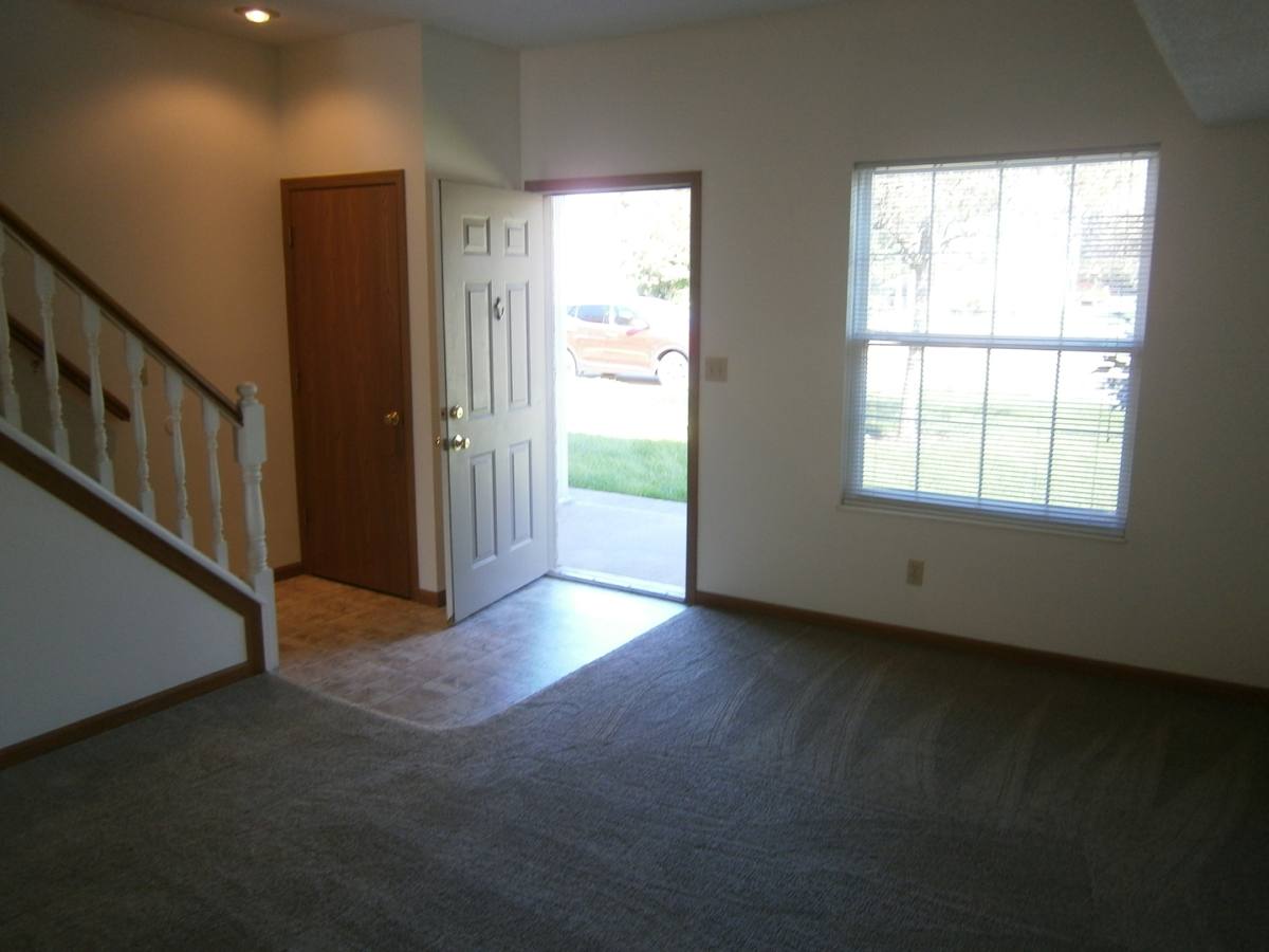 Apartment for rent at 1041, 1043, 1045, 1047 Jill Court, Piqua, OH 45356