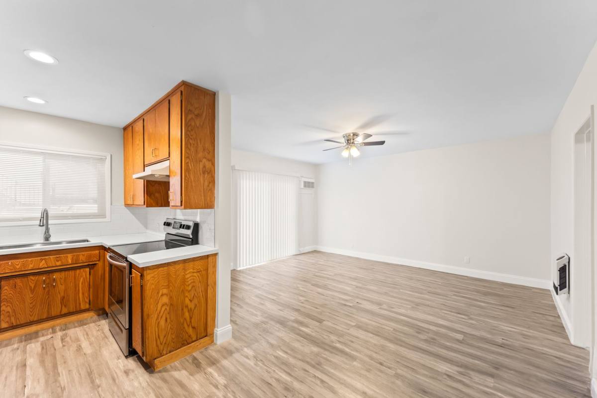 Apartment for rent at 14525 Albers St, Van Nuys, CA 91411