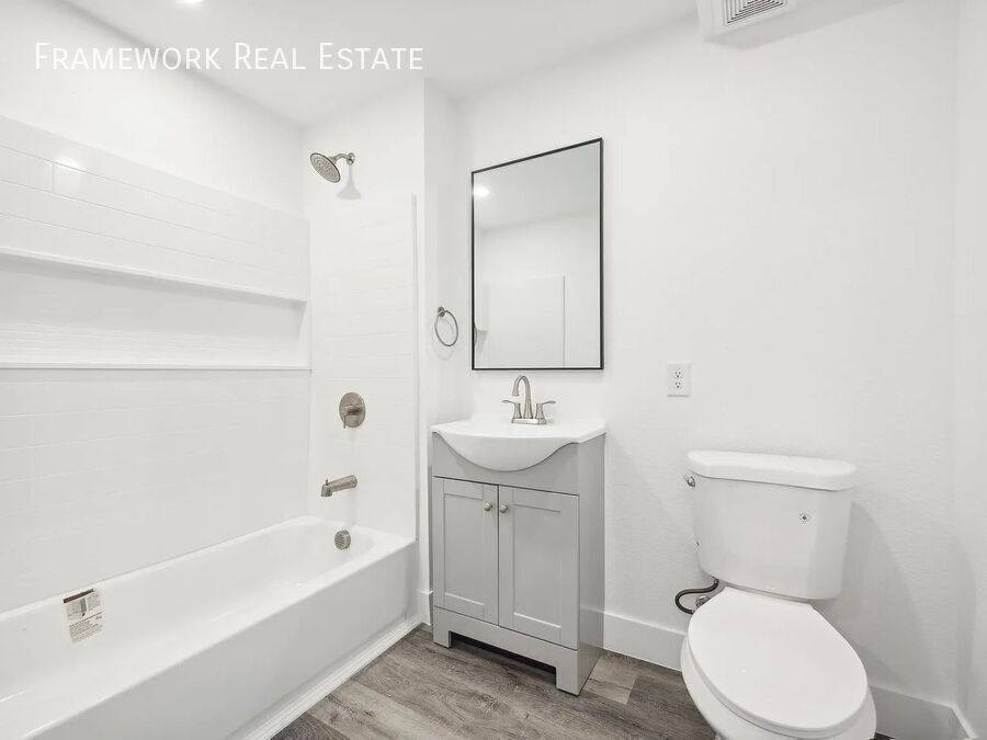 Apartment for rent at 11800 E Colfax Ave #105, Aurora, CO 80010