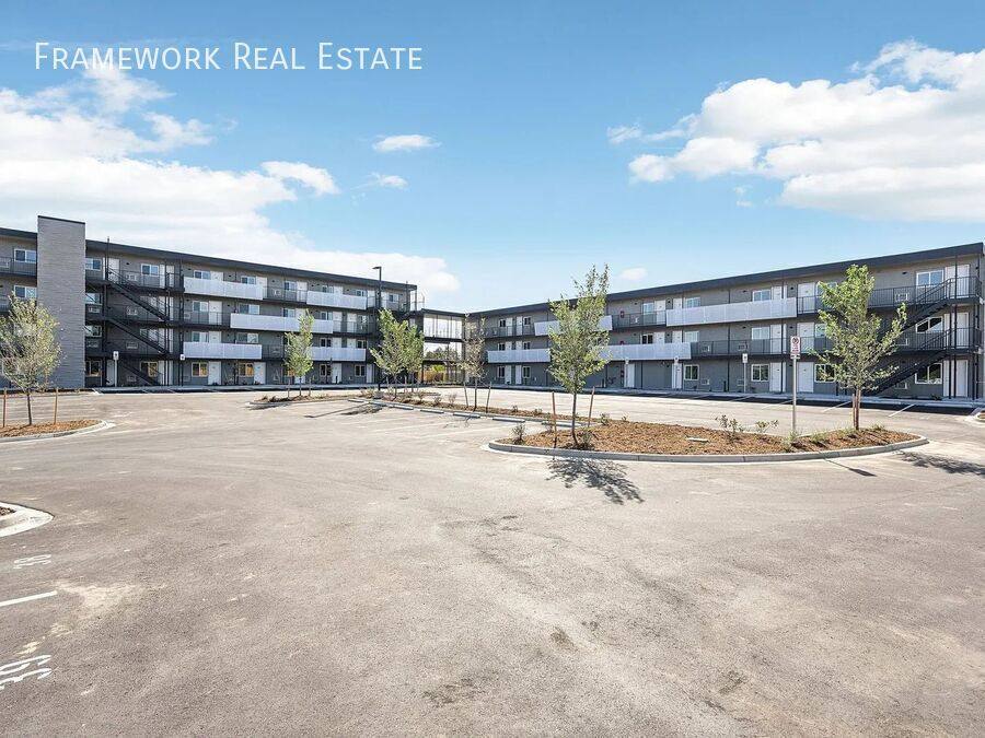 Apartment for rent at 11800 E Colfax Ave #105, Aurora, CO 80010