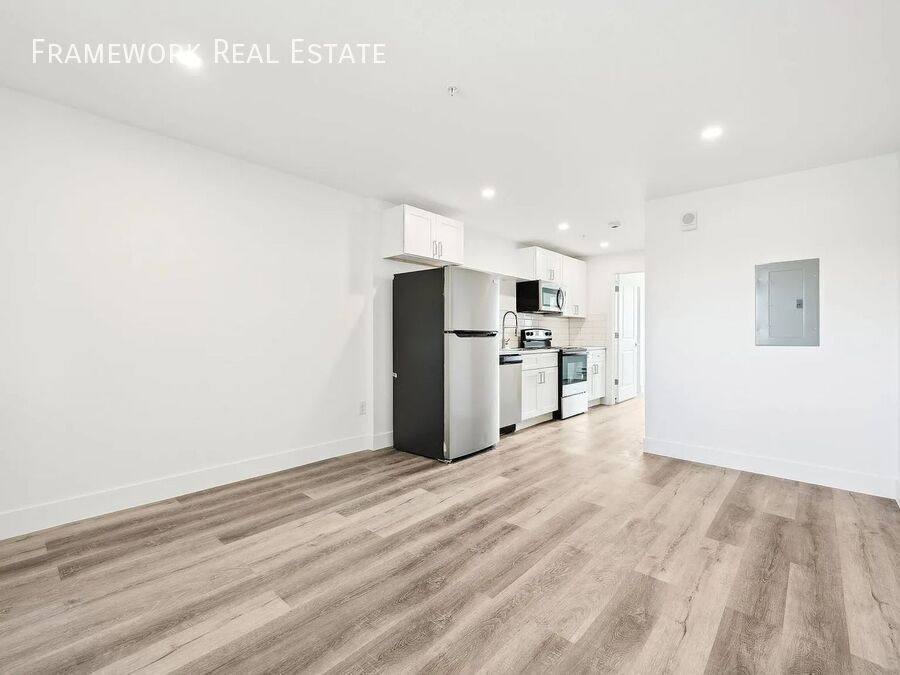 Apartment for rent at 11800 E Colfax Ave #105, Aurora, CO 80010