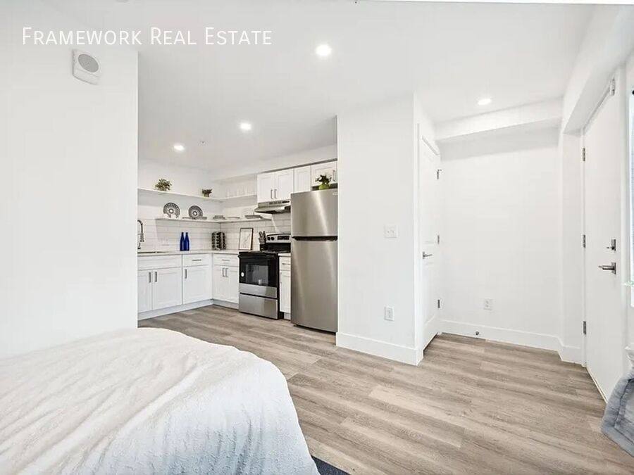 Apartment for rent at 11800 E Colfax Ave #220, Aurora, CO 80010