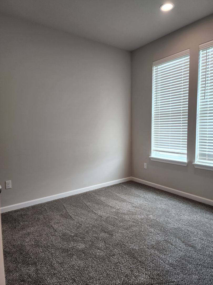 House for rent at 15717 View Dr SE, Yelm, WA 98597