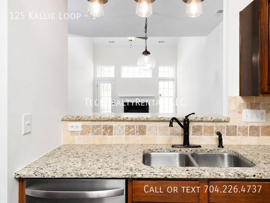 Townhouse for rent at 125 Kallie Loop #1, Mooresville, NC 28117