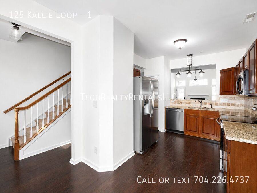 Townhouse for rent at 125 Kallie Loop #1, Mooresville, NC 28117