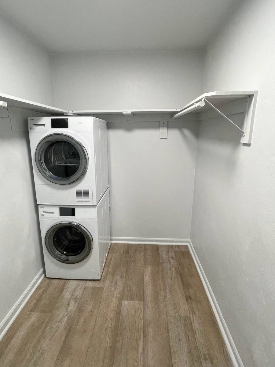 Apartment for rent at 7433 Fenner St, Norfolk, VA 23505