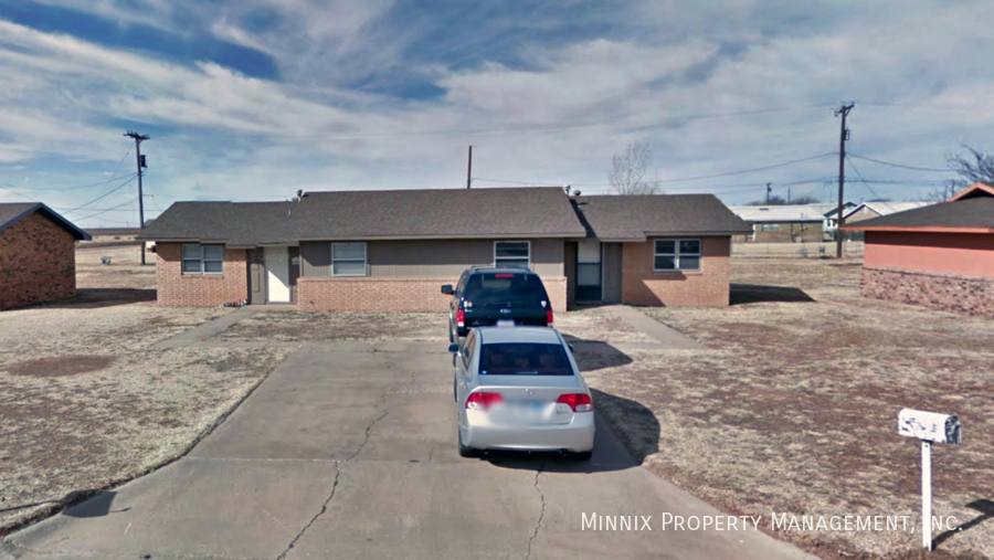Apartment for rent at 629 S Crosby St, Crosbyton, TX 79322