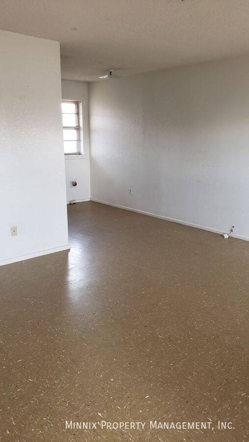 Apartment for rent at 629 S Crosby St, Crosbyton, TX 79322