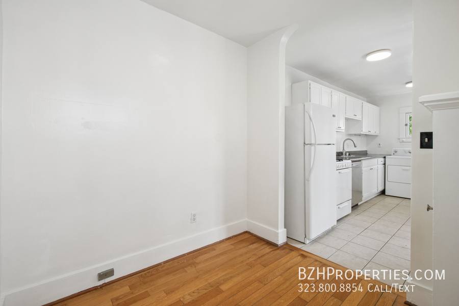 Apartment for rent at 2515 Elsinore St, Los Angeles, CA 90026