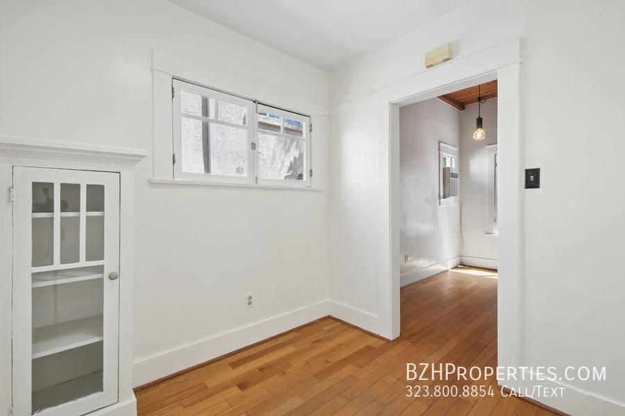 Apartment for rent at 2515 Elsinore St, Los Angeles, CA 90026